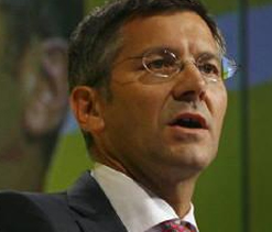 New Euro 2012 ball faster than Jabulani, Adidas CEO says