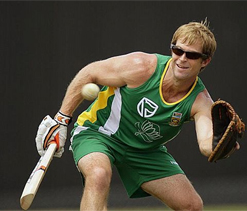 Kohli can match Tendulkar`s feats to some extent: Rhodes