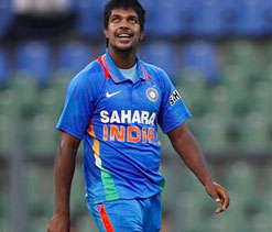 Dhoni’s coach impressed by Varun’s debut performance
