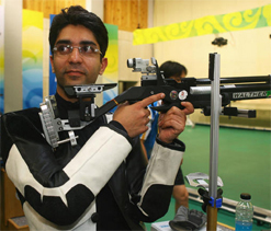 Maken formally launches Abhinav Bindra`s biography