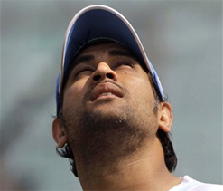 Dhoni blames his batsmen for T20 loss against England