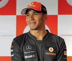Hamilton must come to me, says Massa