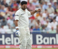 Dhoni backs Yuvraj Singh to find form