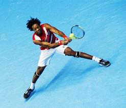 Monfils finals bid dented by Valencia defeat