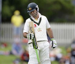 Ponting or Hussey in line to be axed from India series: Border