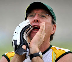 Aussies don`t need to fear the Indian side: Lawson