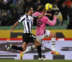 Serie A: Juve join Milan at the top, Napoli hit six