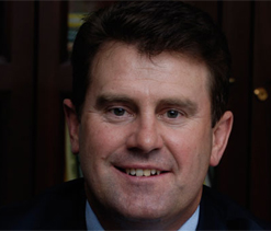 Either one of Ponting or Hussey should be dropped: Mark Taylor