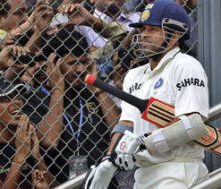 Punters bet on Tendulkar`s 100th ton at MCG