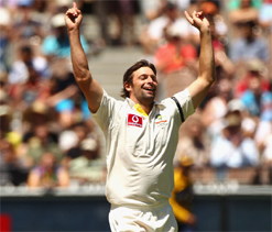 I was the lucky one who came away with the rewards: Hilfenhaus