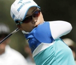 Aditi wins title, Smriti takes cheque at Hero Women`s Pro golf