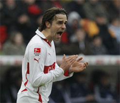 Harnik double lifts Stuttgart to third