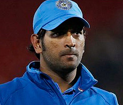 Injury played huge part in England debacle: Dhoni
