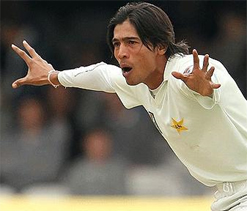 PCB in dark on Amir`s