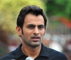 Shoaib Malik chooses to ignore Akhtar`s autobiography