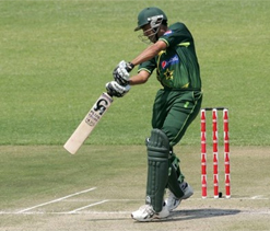 Do not chide young players unnecessarily: Younis