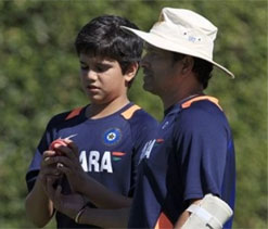 ‘Humble’ Tendulkar on verge of striking 100th international century