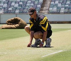 WACA pitch can have cracks due to heat: Curator