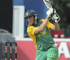 AB de Villiers leads way as South Africa make 299-7