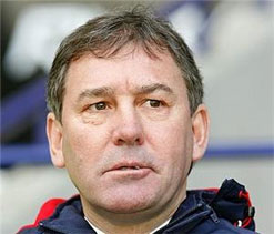 Bryan Robson hints at return to coaching