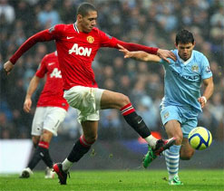 Smalling expects Man City collapse if Man United keeps winning