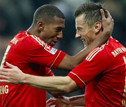 Bayern on top with unconvincing victory over Wolfsburg