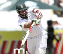 Kallis, Petersen put South Africa on top