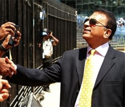 Dhoni is still best bet for Test captaincy: Gavaskar