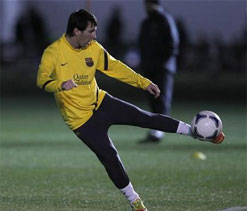 Messi and Valdes miss Cup game through illness