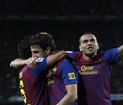Fabregas, Messi lead Barca Cup rout