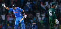 ICC T20 World Cup 2012: India thrash Pakistan to keep title hopes alive