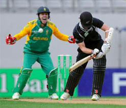 SA likely to announce two keepers for Oz tour