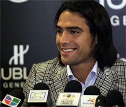 Madrid ready to sell Falcao to Man City or Chelsea for 48 million pounds