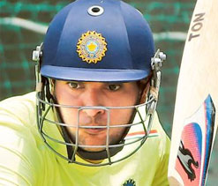 Yuvraj slams double century to lay claim for Test spot