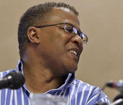 Majola takes bosses, government to court