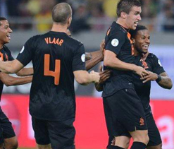 Romania 1-4 Netherlands: Oranje go clear in Group D after confident victory