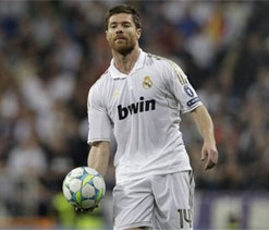 Xabi Alonso surprised by Real Madrid`s left back crisis