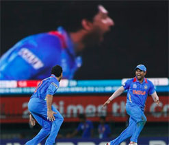 Yuvraj launches contest on twitter, gets huge response