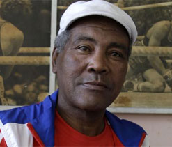 Cuba to dedicate monument to boxer Teofilo Stevenson