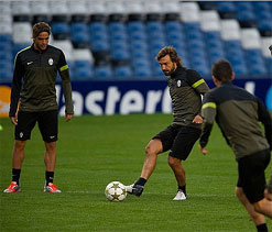 Del Bosque tips Andrea Pirlo for Ballon d`Or