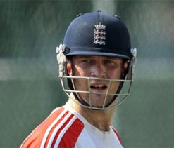 Trott admits it’s hard to move on without former captain Strauss