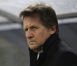 Chelsea set a terrible footballing example, says Bernd Schuster