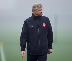 Wenger tells Arsenal fans playing in CL more important than winning FA Cup