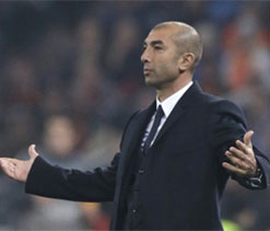 Di Matteo urges Chelsea bosses to retain Ashley Cole