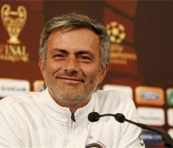 Cristiano Ronaldo handles jeers with dignity, says Mourinho