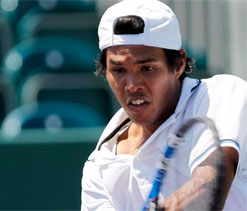Somdev finally posts a win