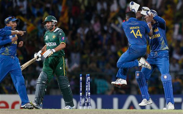 Money and glamour can deviate youngsters` focus: Shoaib Akhtar