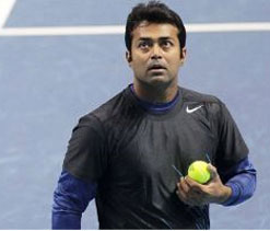 Paes-Stepanek pair loses in final of Japan Open
