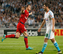 Gignac and Ibrahimovic on target as OM maintain Ligue 1 lead