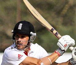England draw third practice game as well